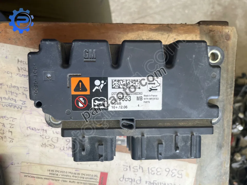 13589413 MB Opel Astra J Airbag Beyni