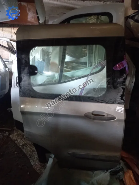 Ford Courier hatasız Sürgülü kapı sağ