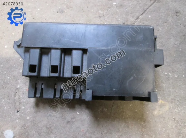 Ford escort sigorta kutusu kapağı 96-01(91ag 14a076ag)