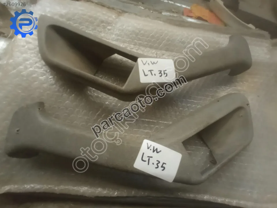 WW Lt 35.Ön kapı iç açma kolu kapağı.2D0767197U71
