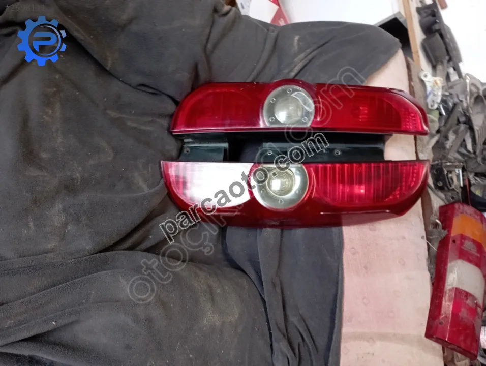 Fiat Doblo 3.Arka stop