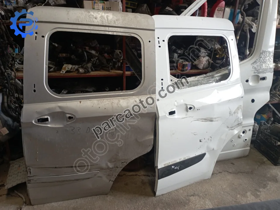 Ford Courier Sol Sürgülü kapı
