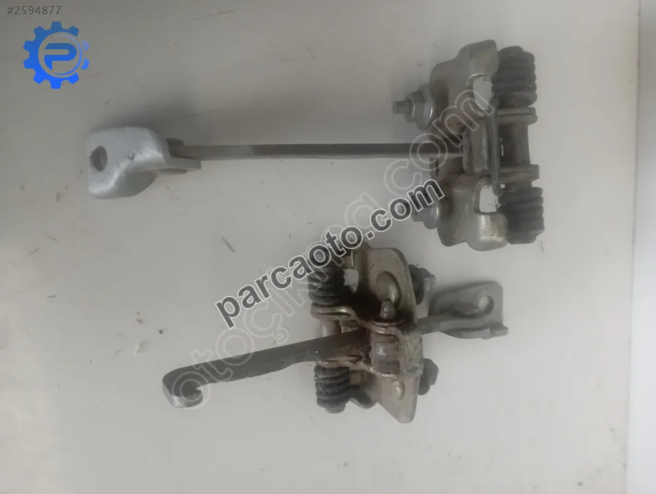 Dacia Sandero Ön kapı fazla Açacak Dacia Sandero Ön kapı fazla Açacak