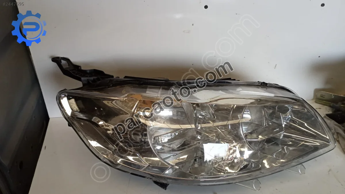 Peugeot 301 ön far sıfır ürün