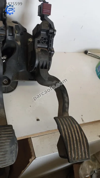 Fiat doblo 3 gaz pedalı