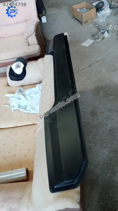 Ford Courier 2020-2023 Arka Bagaj Dış Trim
