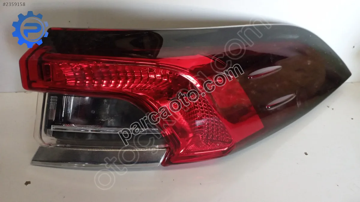 Toyota Corolla Sağ arka stop 18-23.1187002