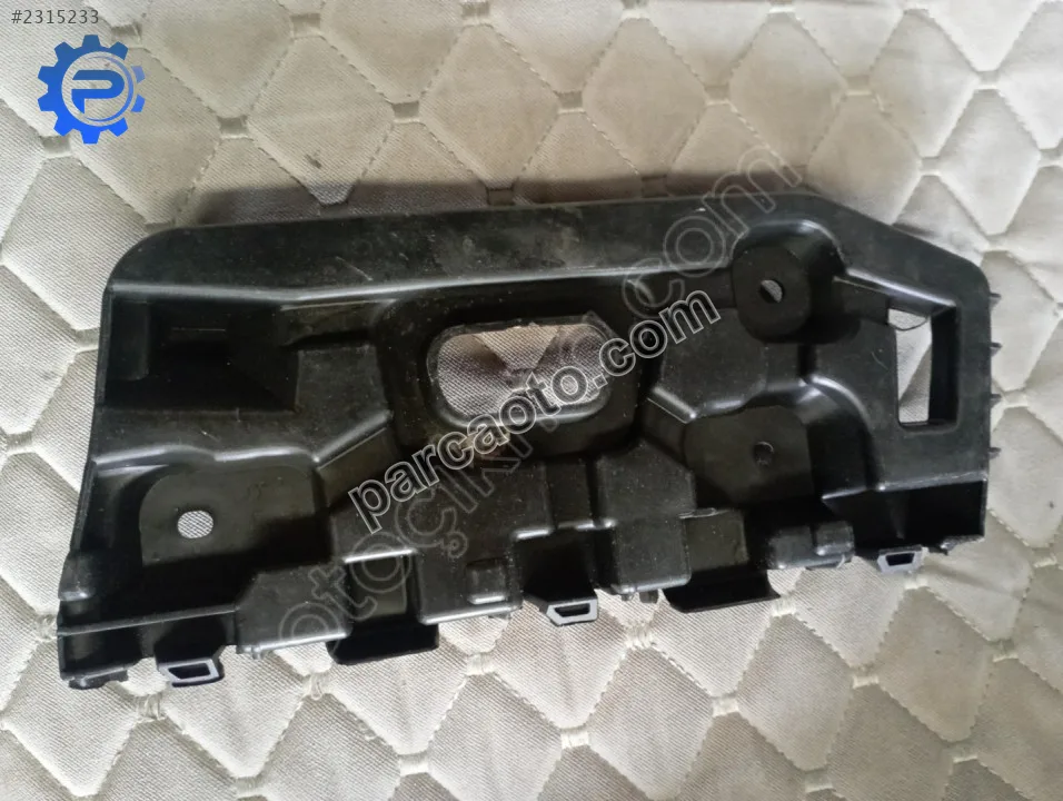 Dacia Lodgy Sağ ön tampon braketi.622210972R