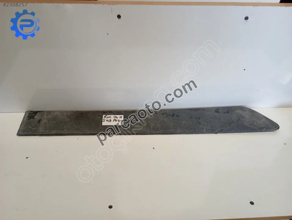 Kia Rio 04.11.Sağ arka kapı çıtası.87734-1G010