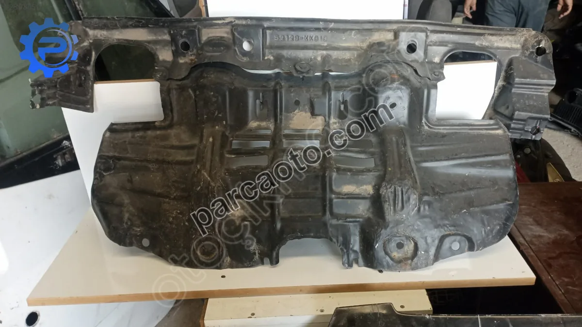 Toyota hılux- pıck up 15-19 ön tampon alt muhafaza