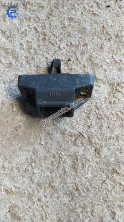 Renault megan 1 bagaj kilidi iç kısım