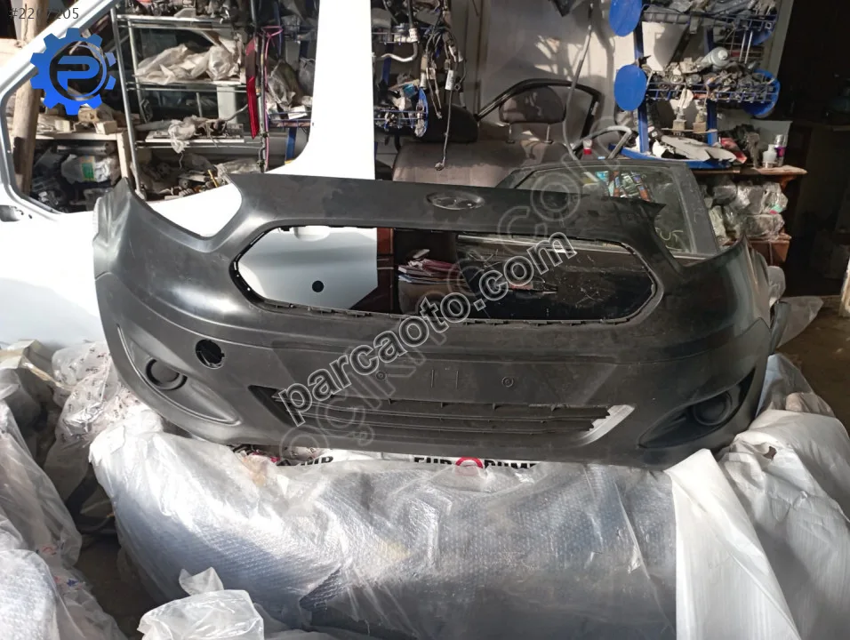 Ford Courier 13-18.Sissiz Ön tampon