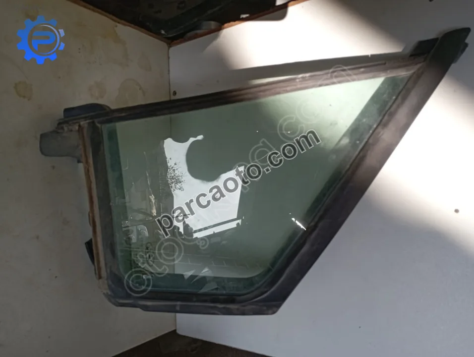 Ford Courier Sağ-SOL.Ön kelebek camları