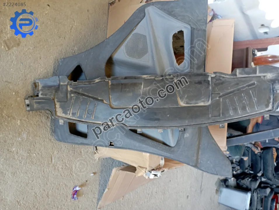 Ford Courier Göğüs paneli uzantı.R016B26 BH