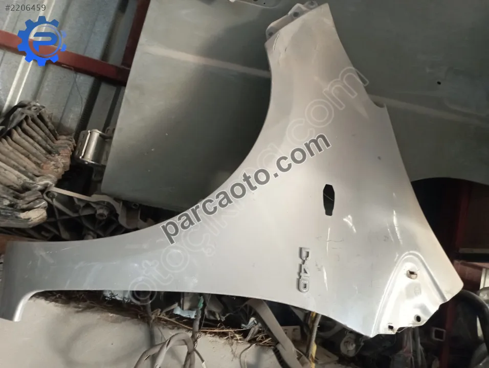 Toyota Yaris 06.12 Sol ön çamurluk