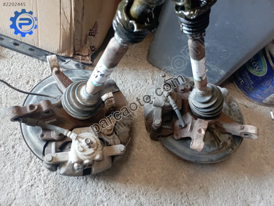 Ford courier ön aks taşıyıcı.EY163K171 AA