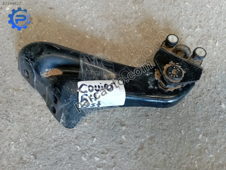 Ford courier sürgülü sağ kapı üst makara.et76-a2508