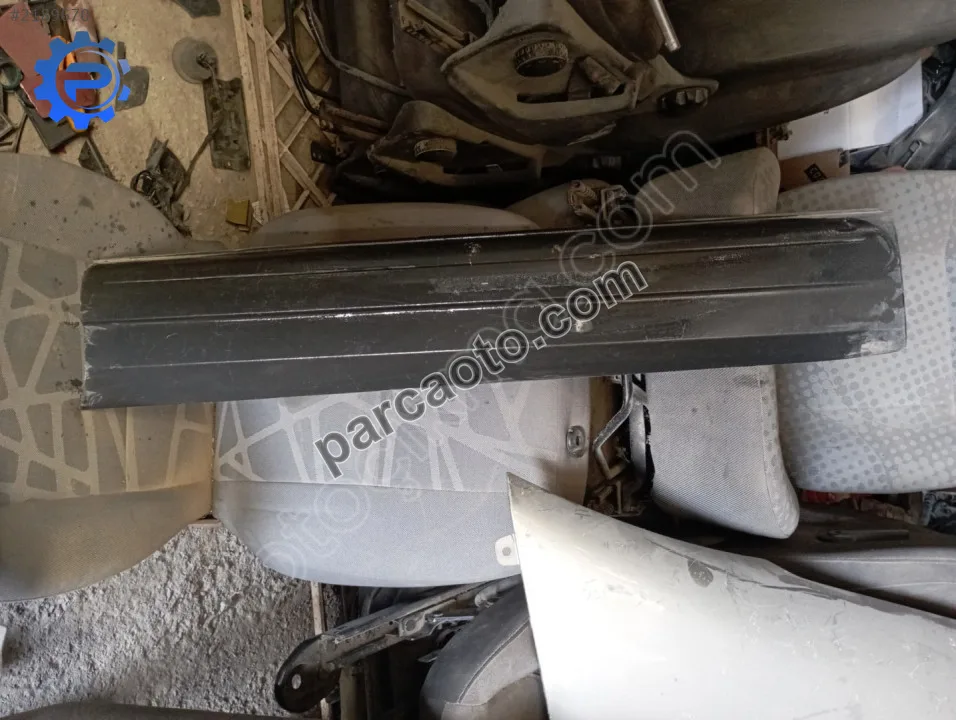 Ww tiguan ön sol kapı çıtası.5no.854.939.a