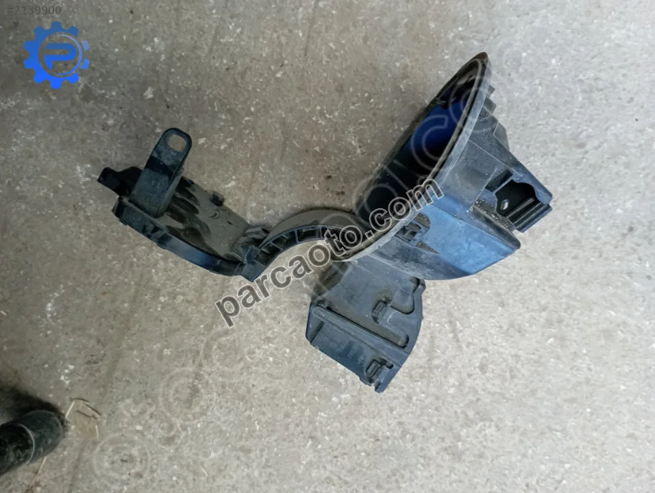 Renault Clio 4..12-18.Y.Depo kapak yuvası