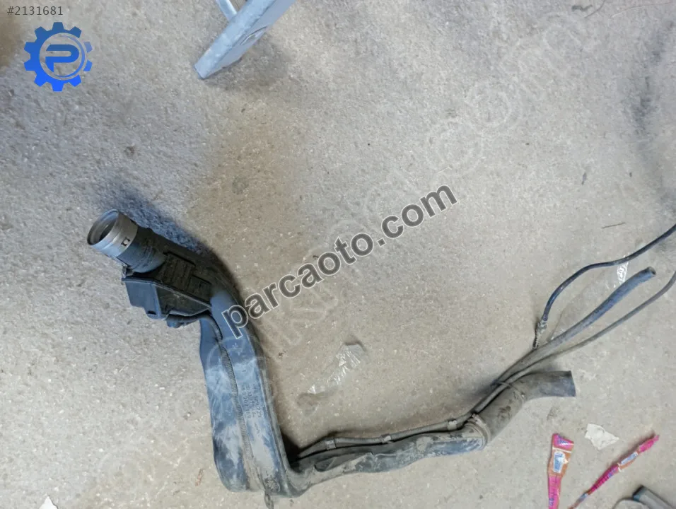 Opel Corsa D.yakıt dolum borusu