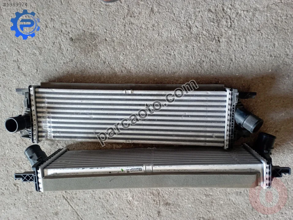 Ford transit V363.İnterkol radyötörü.LK41-6K775