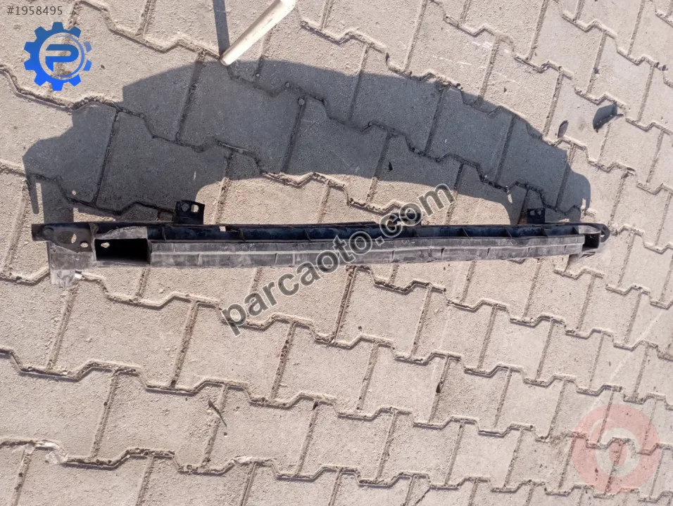 Peugeot 206-208.Ön tampon darbe emici