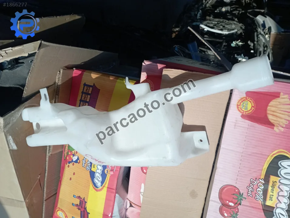 Ford courier cam su bidonu..jt76-17b613-ab