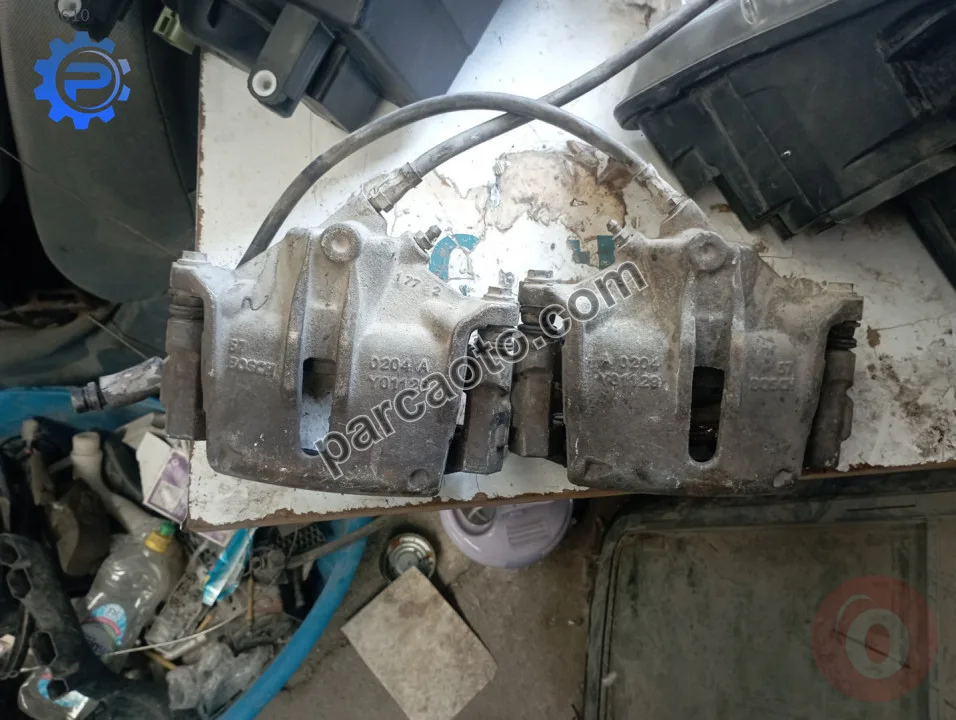 Ford mondeo mk3.arka fren kaliperi.0204y01125