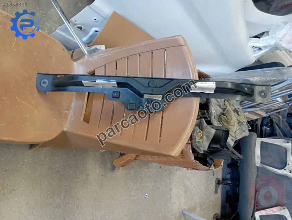 Ford fiesta 2008-2013.arka tampon braketi..8a61 17b861 ab