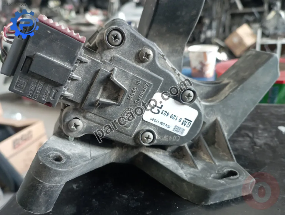Opel corsa c-meriva gaz pedalı..gm 9129423