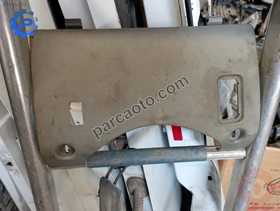Renault master.2-movano sigorta kapağı..8200188563