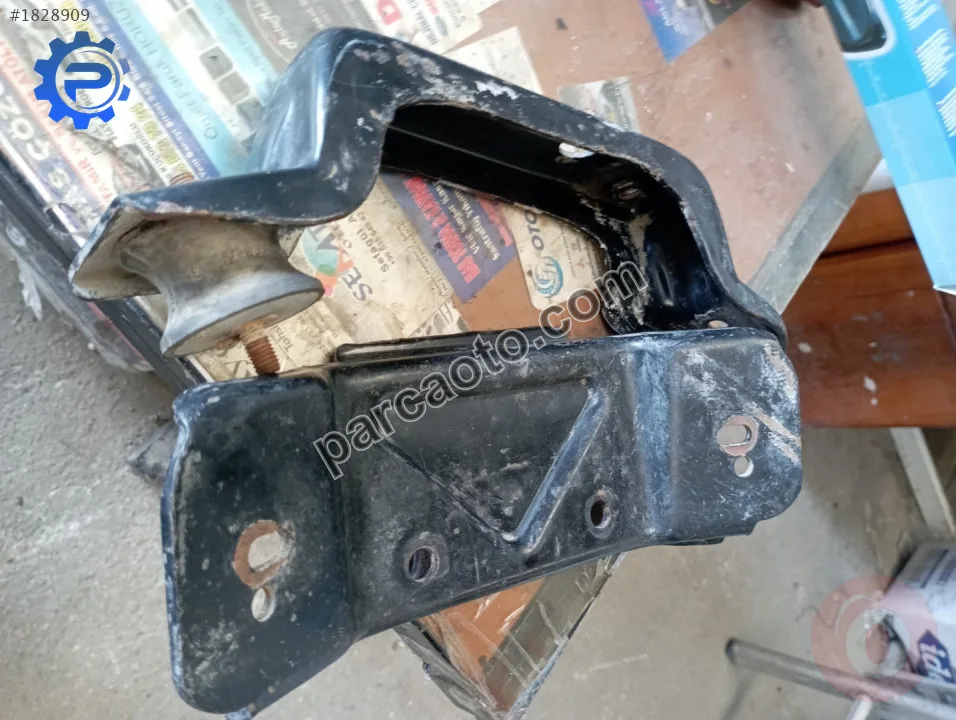 Ford transit V184.Şanzıman destek takozu