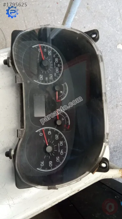Fiat doblo 3.gösterge saati..51910134