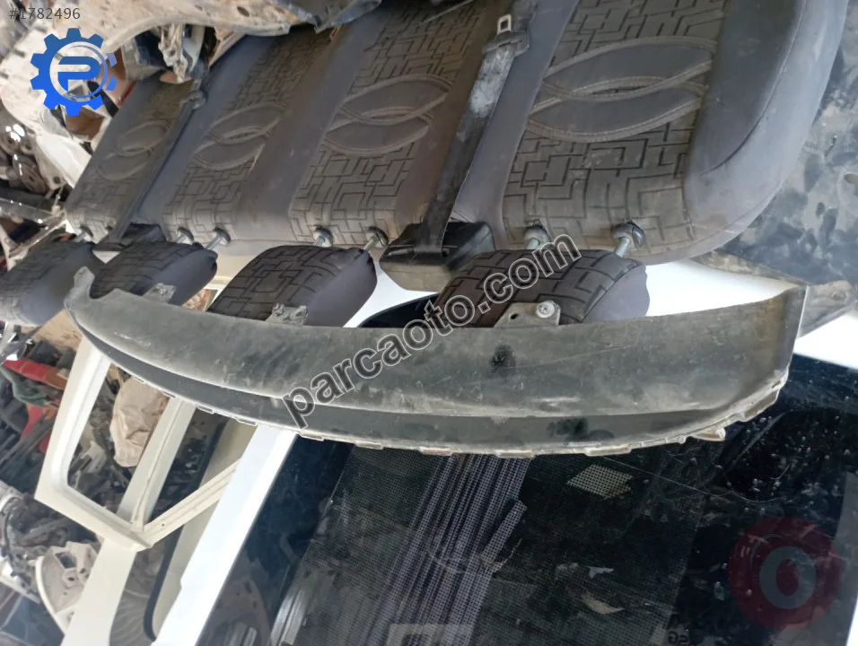 Hyundai i 30 arka tampon alt bakaliti.86689-a6000