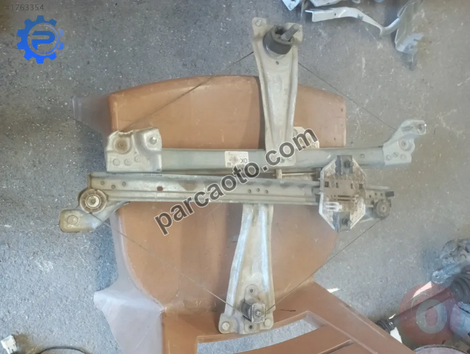 Dacia sandero cam krikosu manuel.2012-2016..827202131r.sağ a