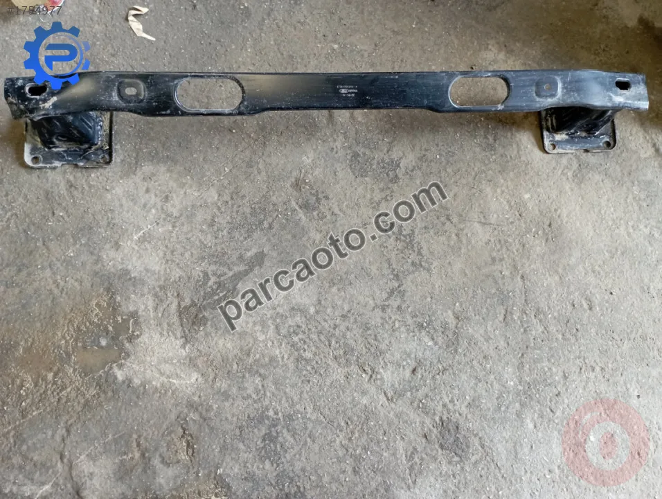 Ford courier arka tampon demiri