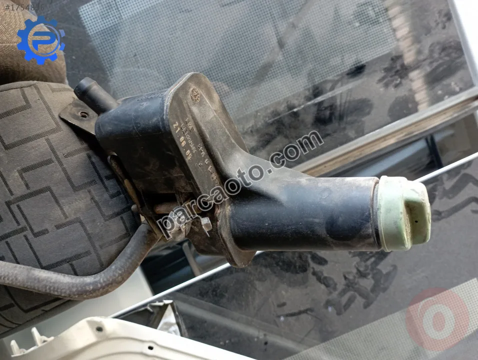 Audi a4 hidrolik direksiyon haznesi