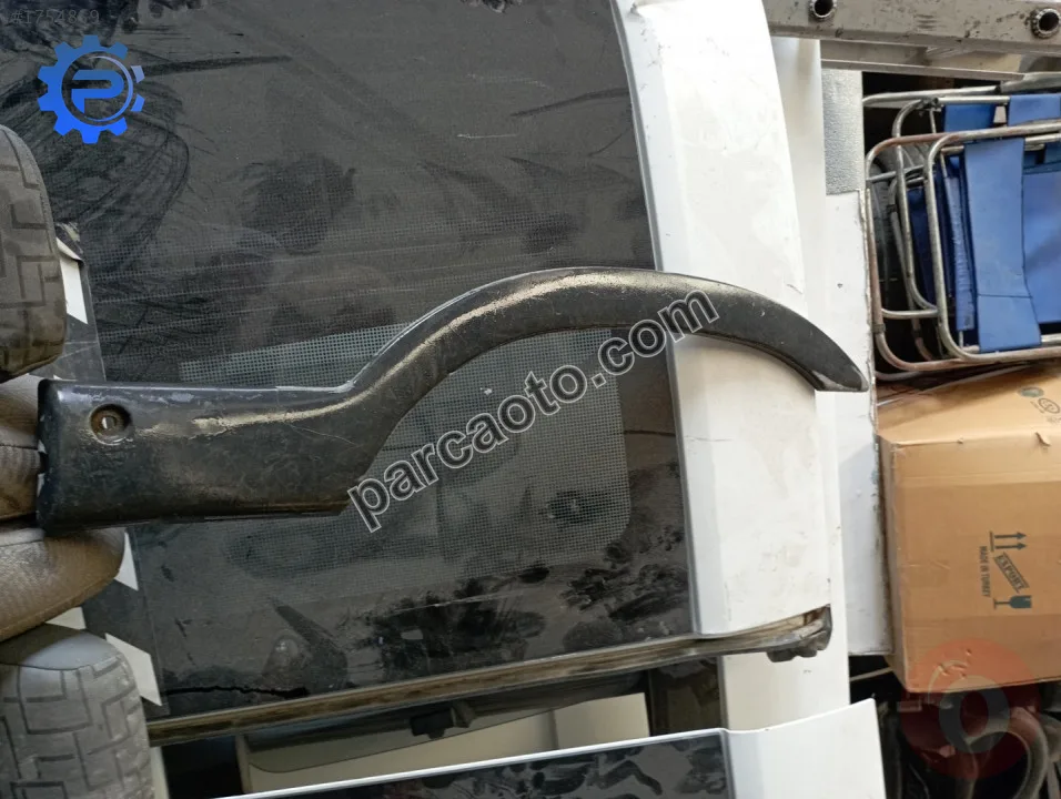 Renault master 2 sol arka çamurluk bandı.770 169 2572