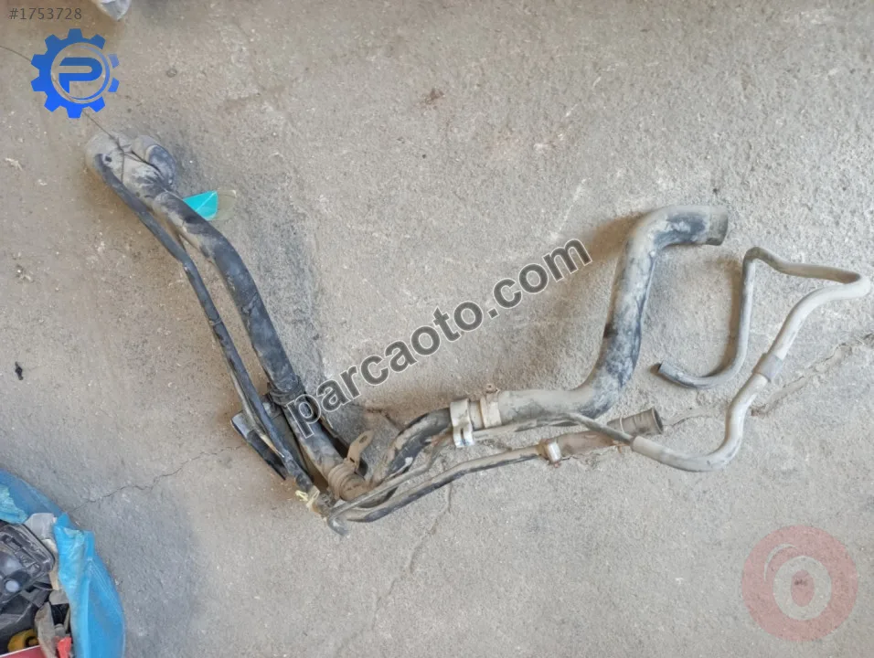 Lexus ct 200 h.2014-2018.yakıt depo giriş borusu.7727712180