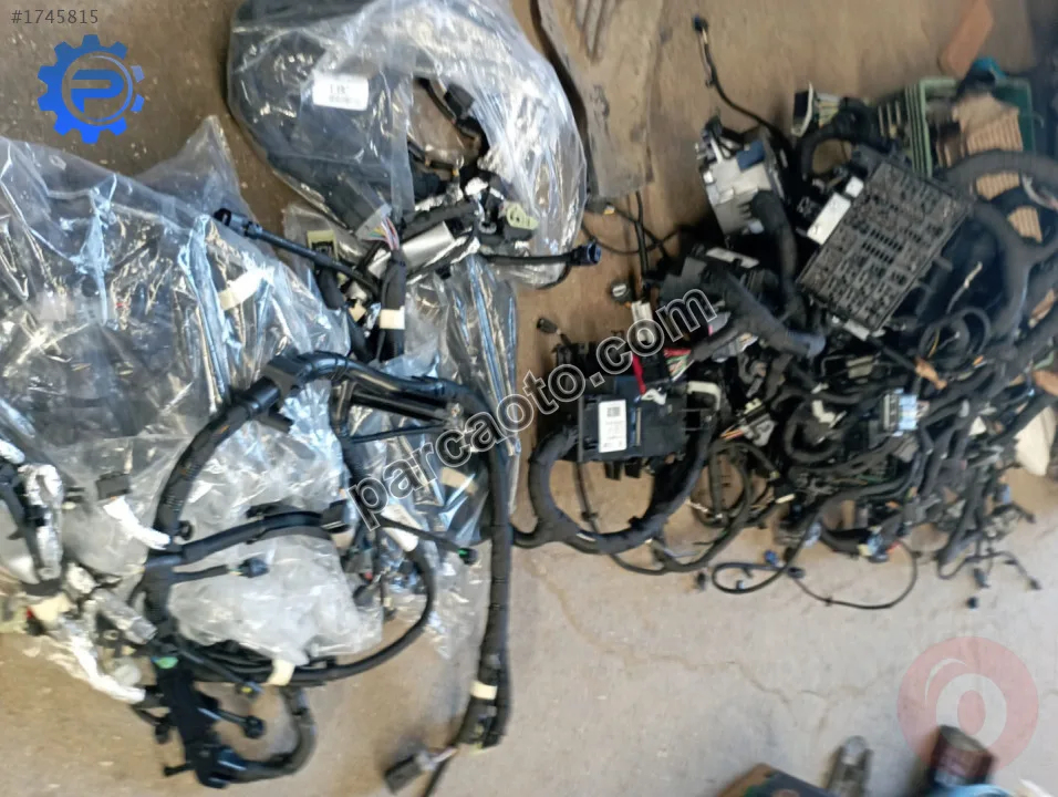 Ford transit v 363 motor elektrik tesisatı..hk3t-12b637-lbc