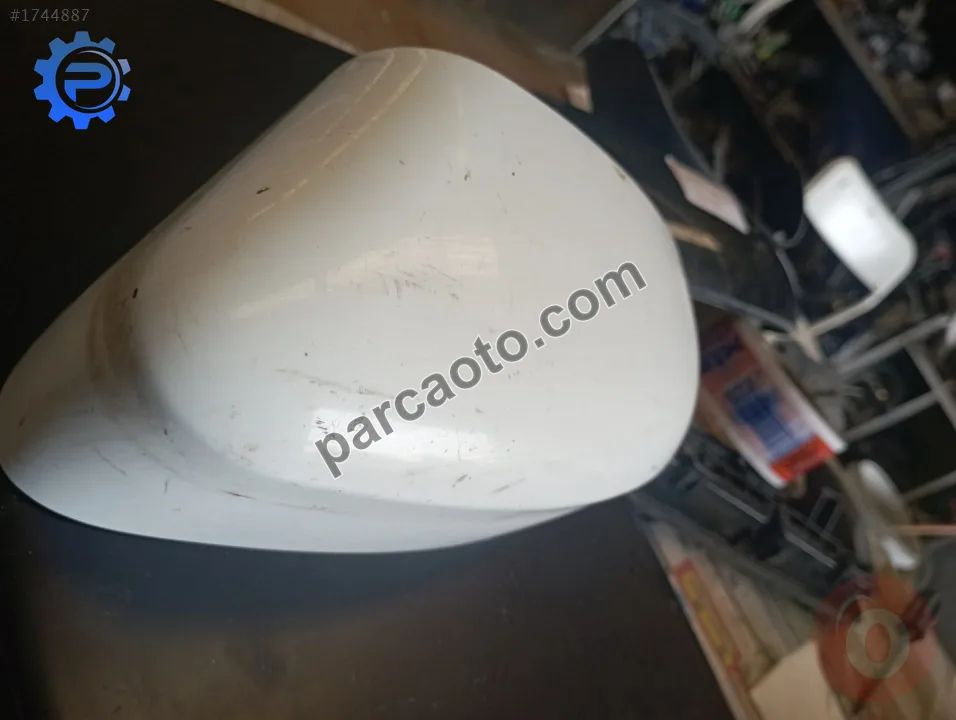 Ford focus 08.11..ayna kapağı sol..212835355
