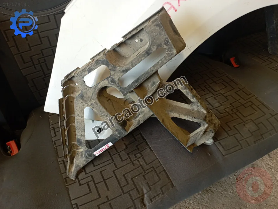 Renault megane 2 sol arkatampon braketi