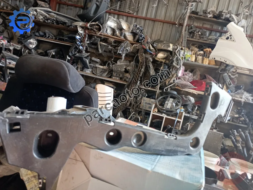 Ford focus 2.arka sol-sağ.tampon taşıyıcı.bm51-f17e851