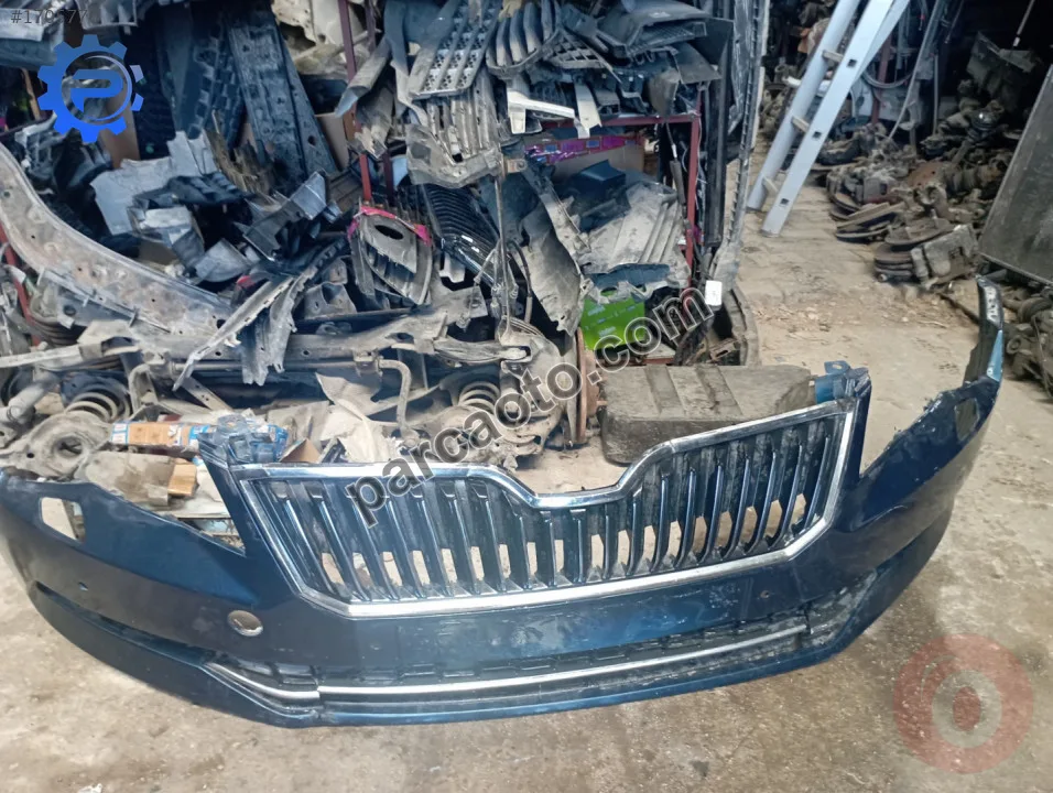 Skoda süper b  ön tampon