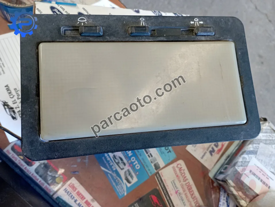 Fiat tipo 1989-1998 tavan lambası..085 6601