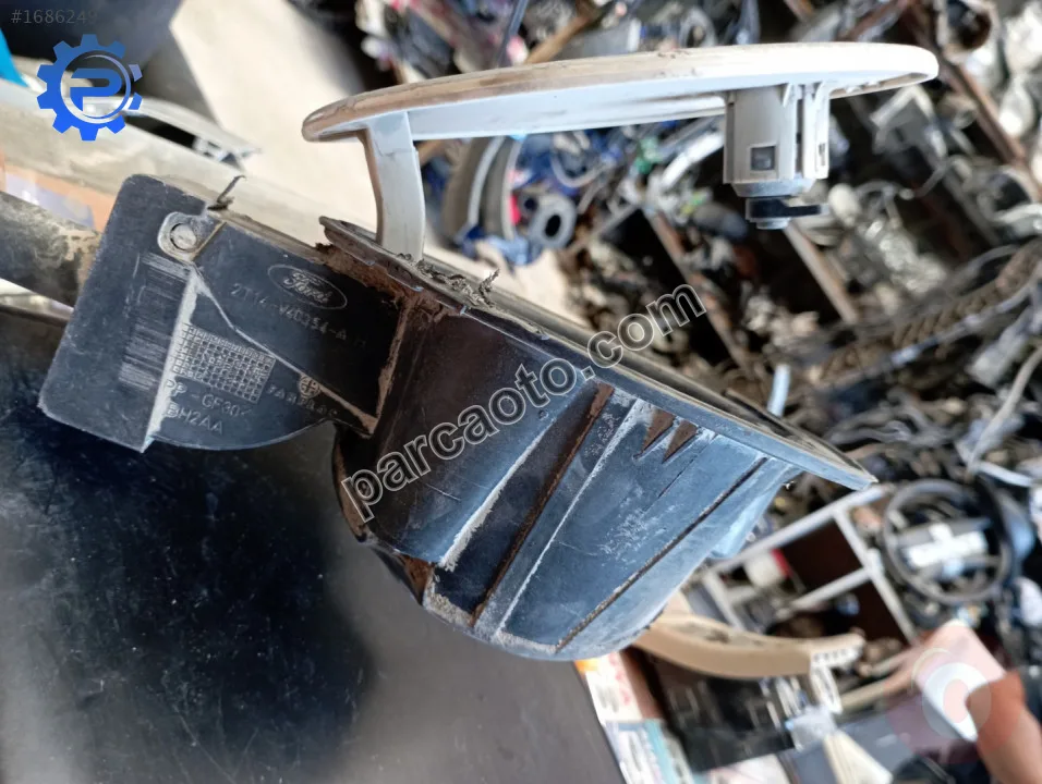 Ford connect yakıt dolum dış kapak...2t14-v40354-ah