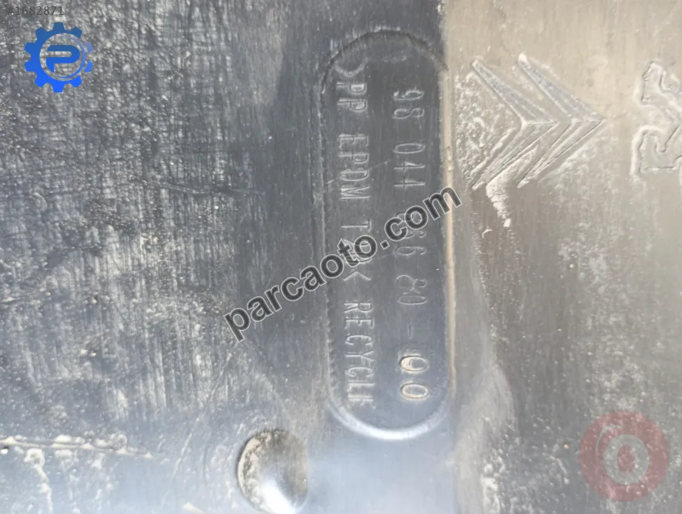 Peugeot partner tepe panel sağ alt koruma.9804466680