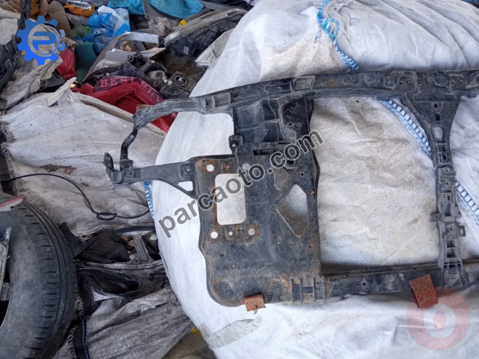 Hyundai i 30..2011-2016.ön panel..1z000-64101