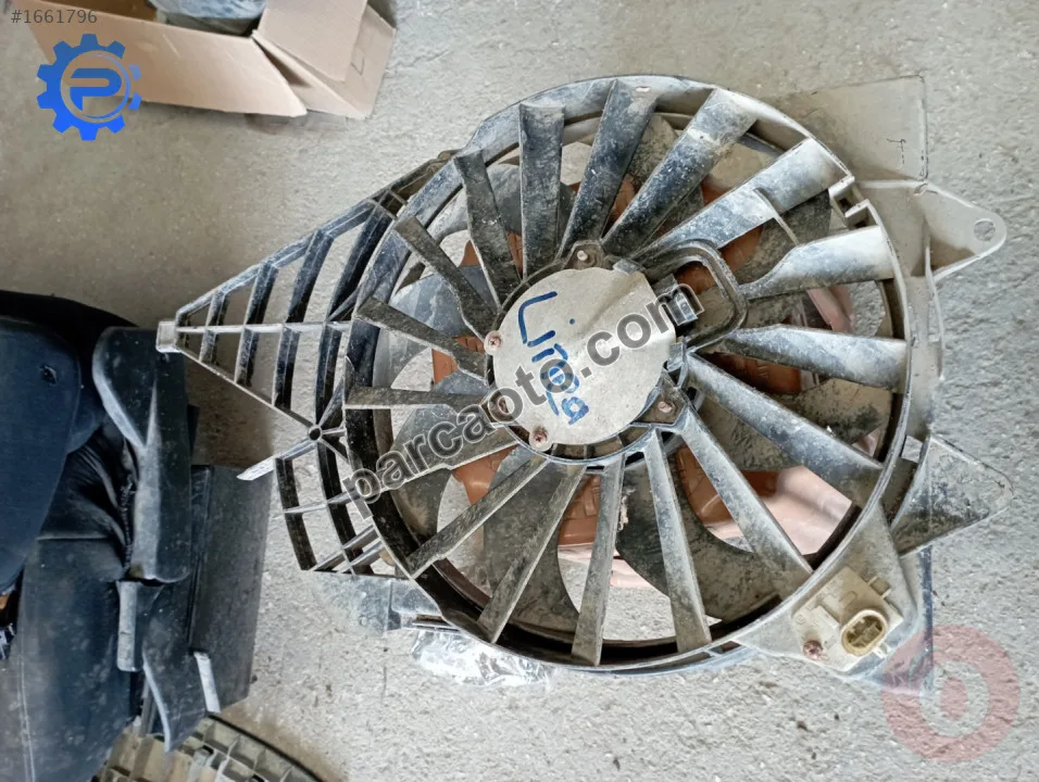 Fiat linea fan motoru komple..8240551
