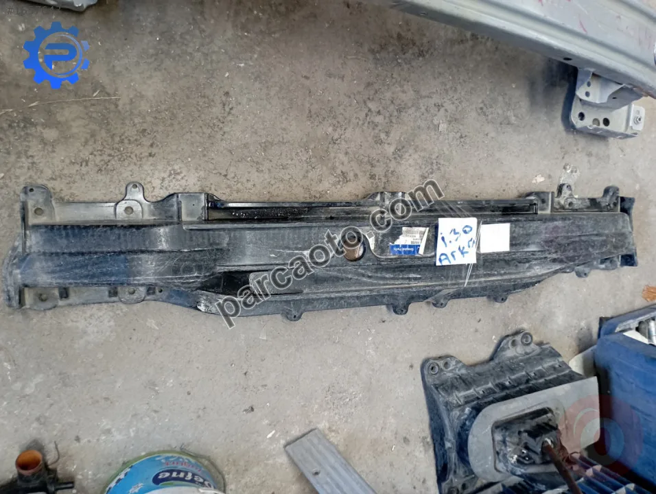Hyundai i30.arka tampon demiri.2012-2016..86631-a6000